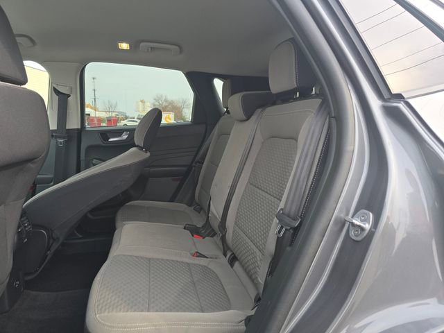 Used 2021 Ford Escape SE w/ Cold Weather Package image 15
