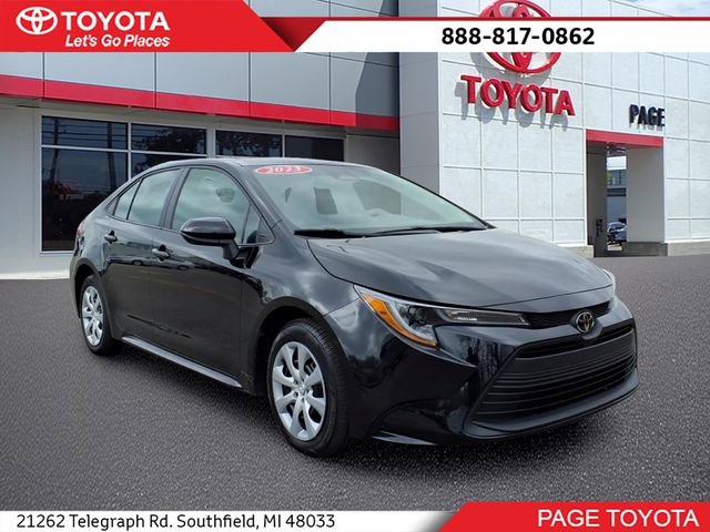 Used 2023 Toyota Corolla LE image 1