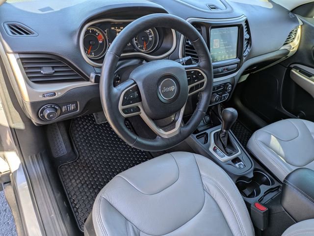 Used 2017 Jeep Cherokee Latitude w/ Safety/Convenience Group image 10