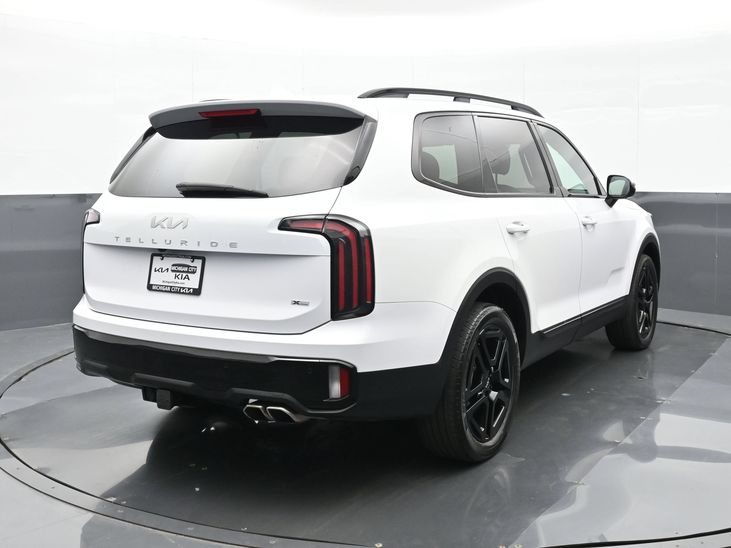 Used 2024 Kia Telluride SX X-Line AWD/4WD image 4