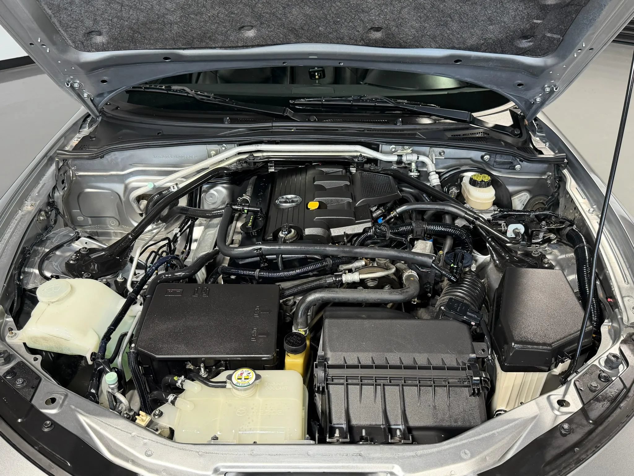 Used 2014 MAZDA MX-5 Miata Grand Touring RWD image 30