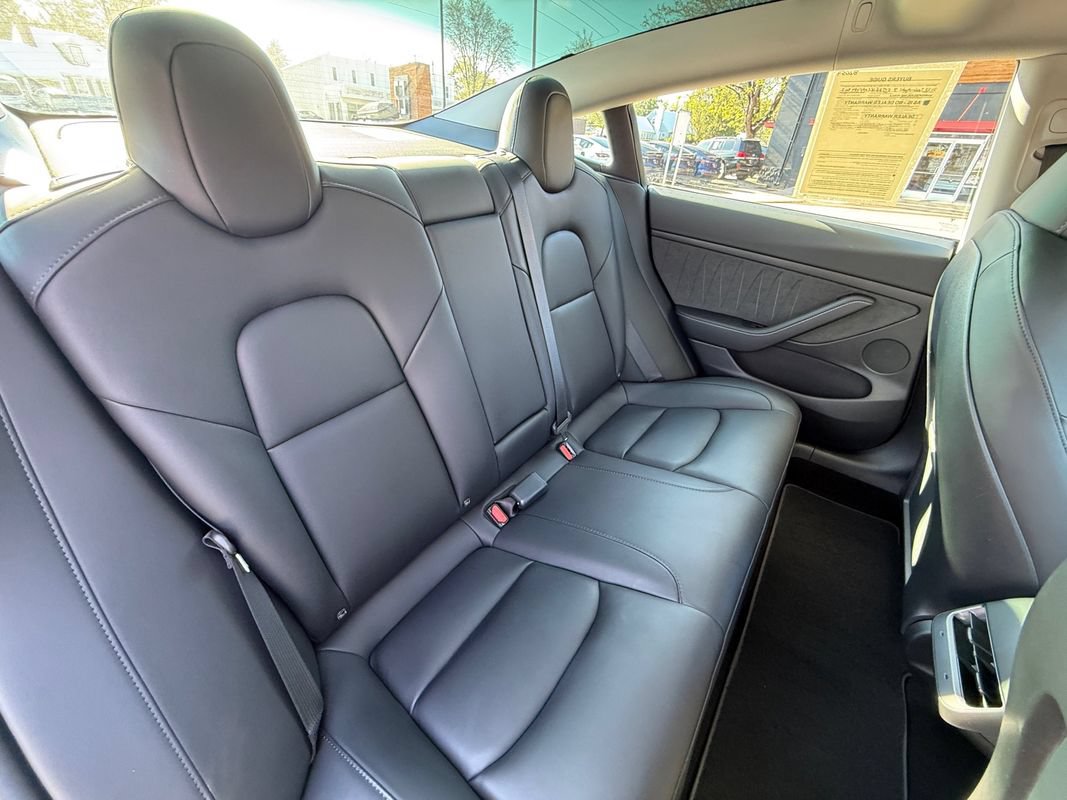 Used 2021 Tesla Model 3 Long Range AWD/4WD image 31