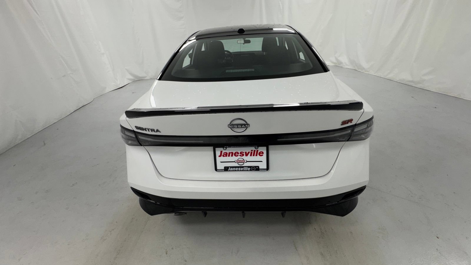 New 2026 Nissan Sentra SR w/ Floor Mat Package FWD image 4