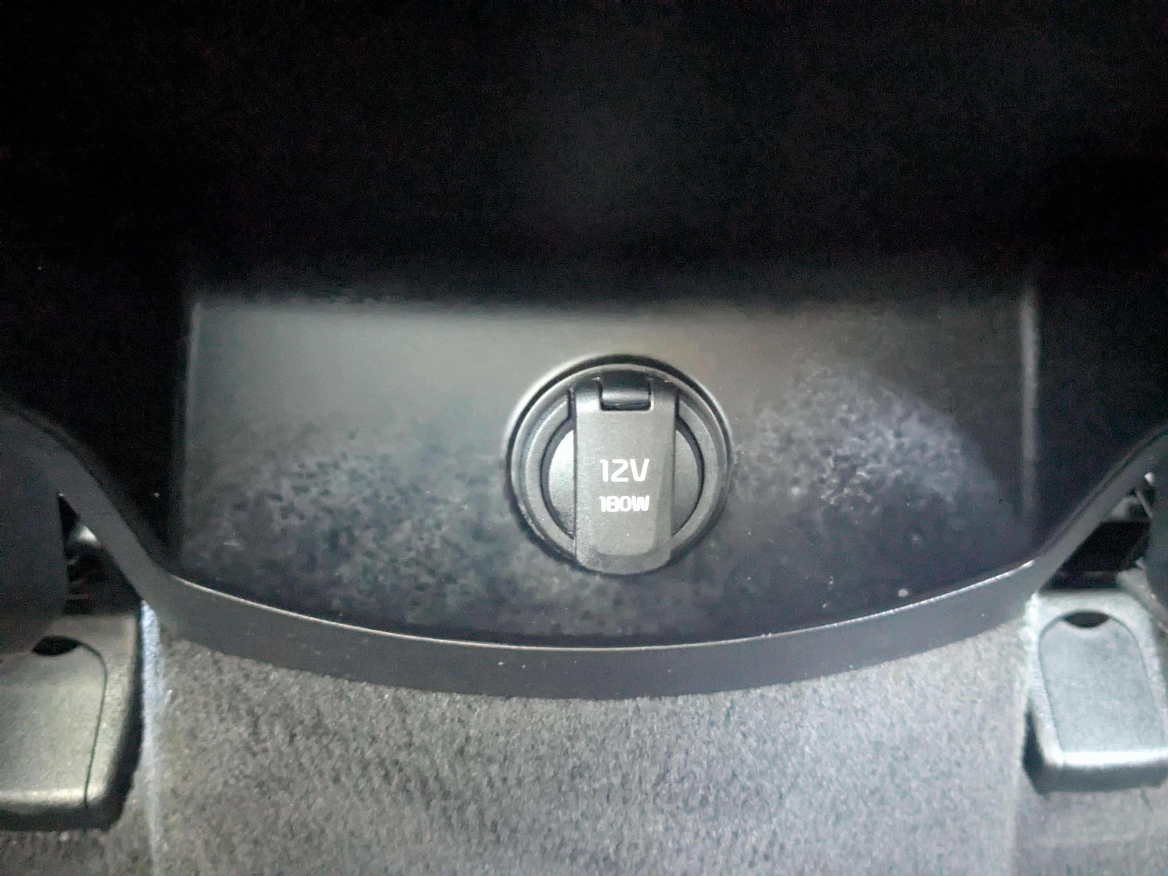 Certified 2024 Kia Sorento S w/ Panoramic Sunroof Package image 18