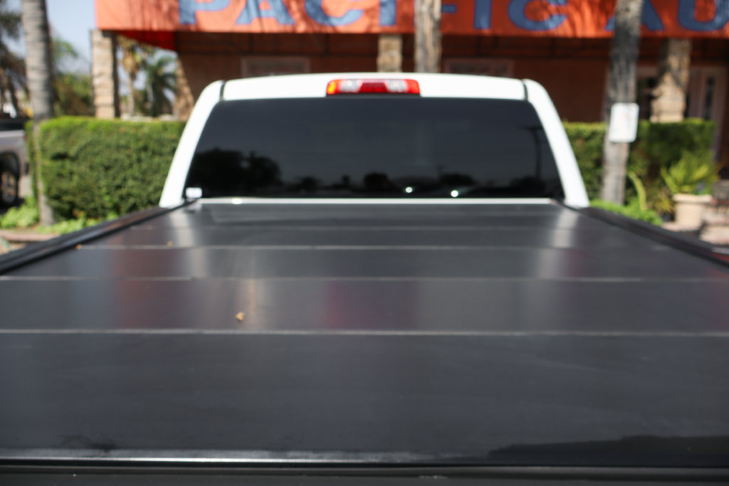 Used 2016 GMC Sierra 1500 SLE w/ All-Terrain Package AWD/4WD image 8