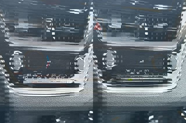 Used 2024 Toyota Corolla LE image 23