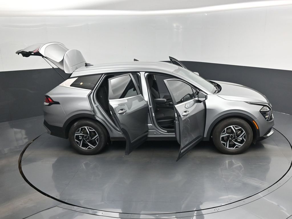 Certified 2024 Kia Sportage LX image 18