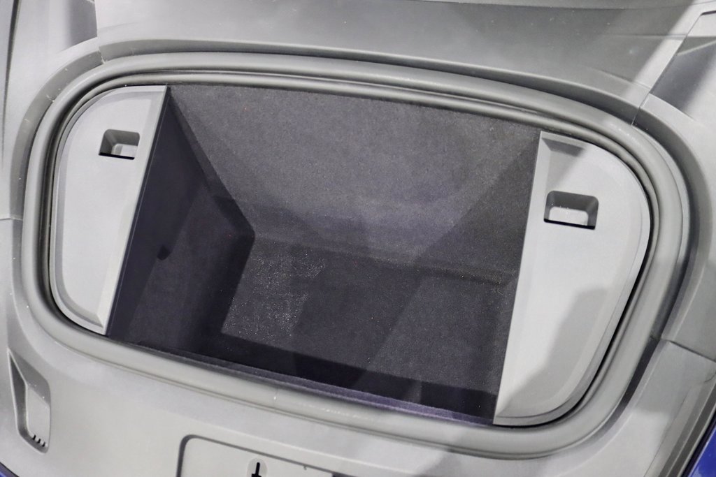 Used 2020 Porsche Taycan Turbo image 45