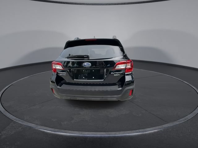Used 2019 Subaru Outback 3.6R Limited w/ Popular Package #2 AWD/4WD image 7
