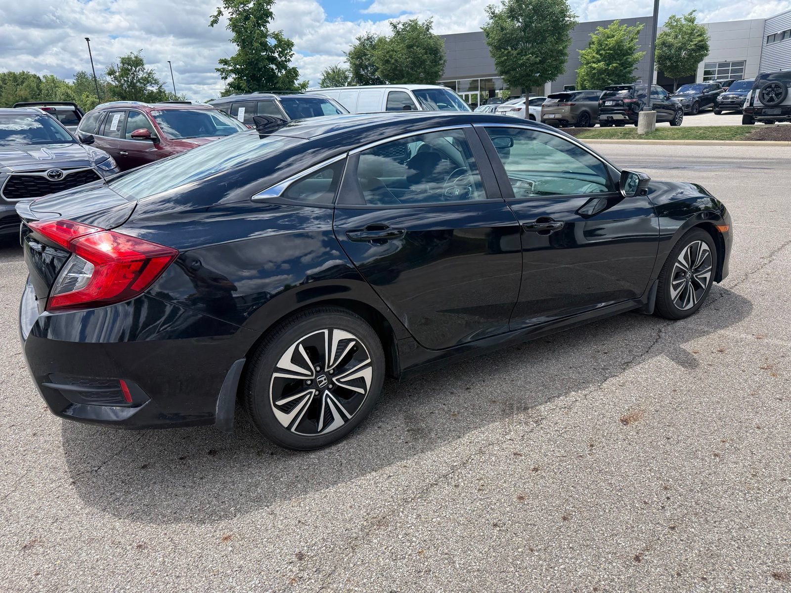 Used 2016 Honda Civic EX-L image 5