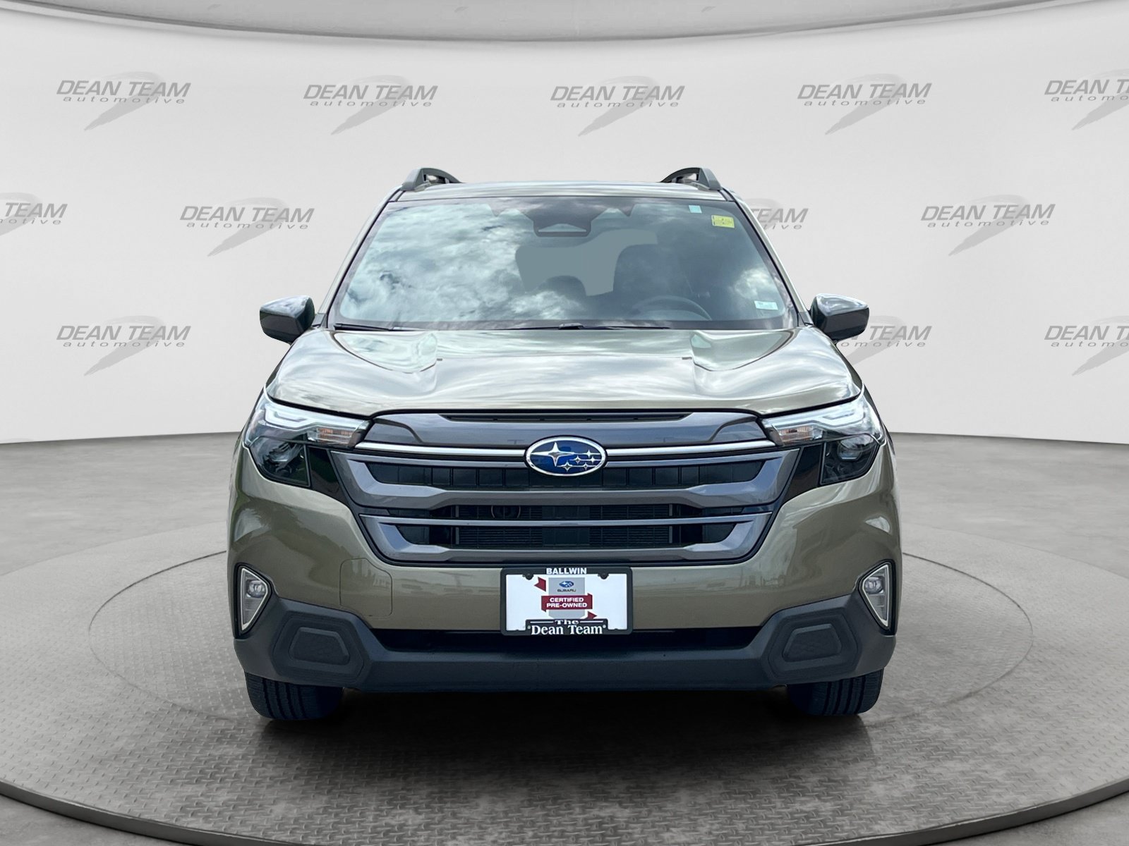 Certified 2025 Subaru Forester Premium AWD/4WD image 2