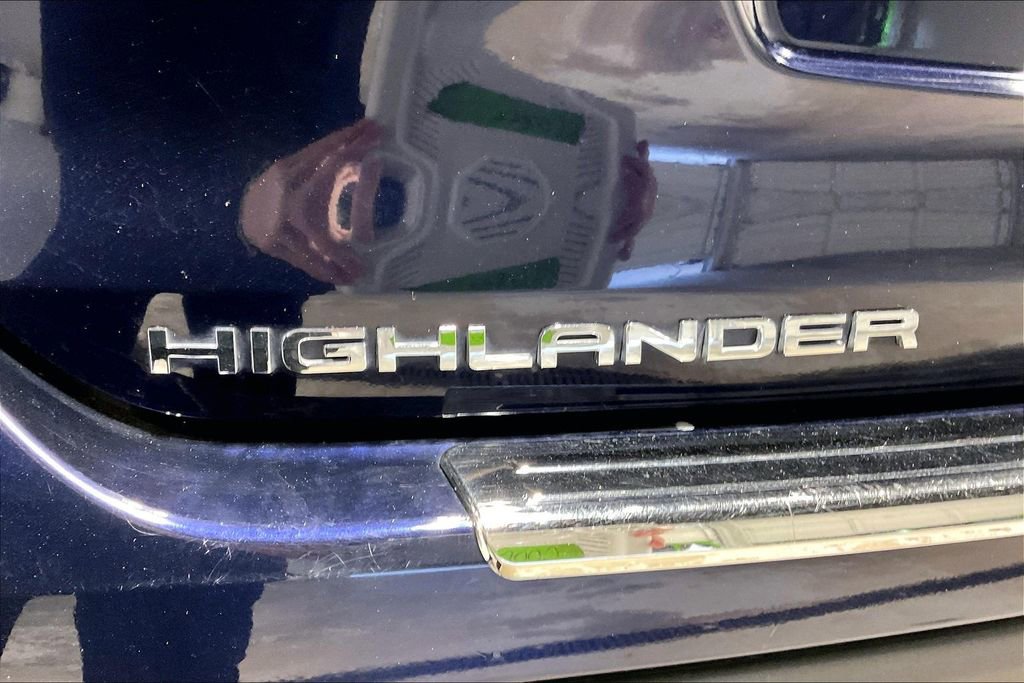 Used 2022 Toyota Highlander XLE image 40