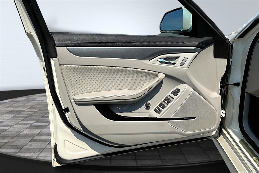 Used 2014 Cadillac CTS V image 23