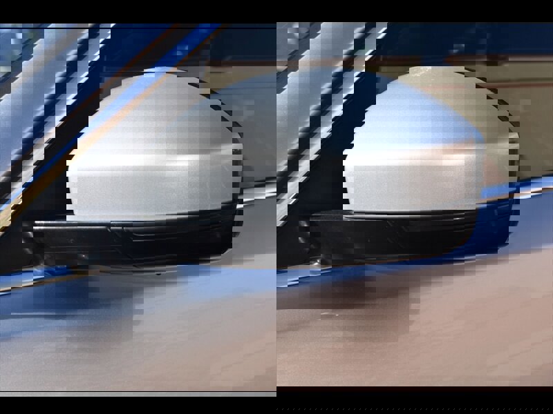 Used 2019 Jaguar F-PACE Premium image 48