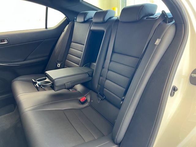 Used 2025 Lexus IS 350 F Sport w/ Navigation Package RWD image 41