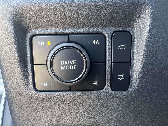 New 2025 Ford Expedition Active image 20