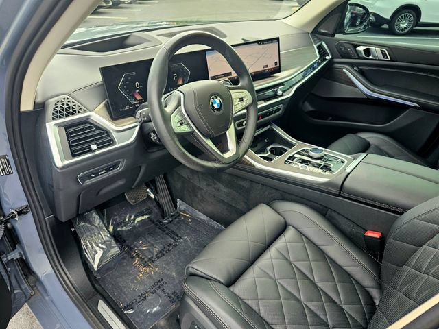 Used 2024 BMW X7 xDrive40i w/ Executive Package AWD/4WD image 14