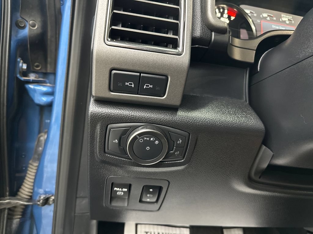 Used 2019 Ford F150 Raptor w/ Equipment Group 802A Luxury AWD/4WD image 34