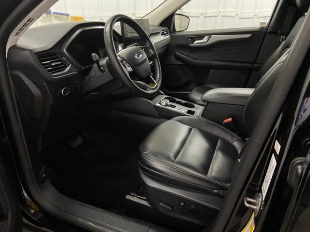 Used 2024 Ford Escape Platinum AWD/4WD image 31