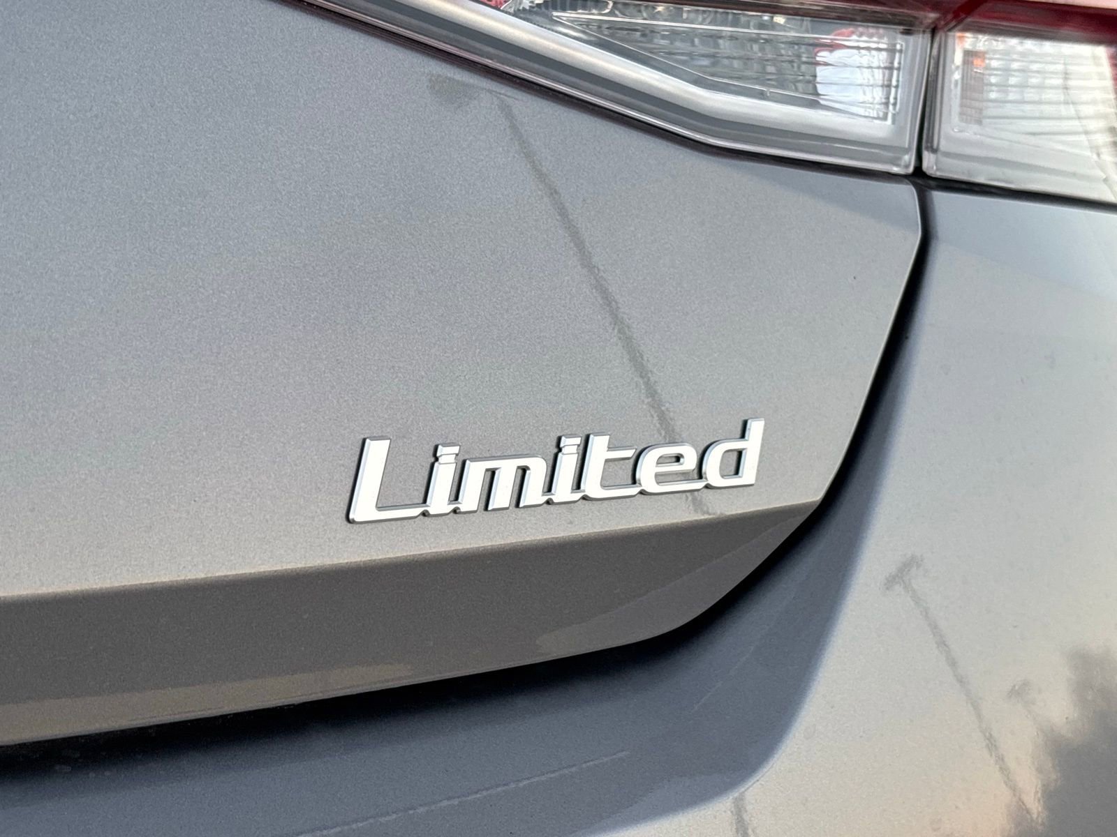 New 2026 Hyundai Elantra Limited image 10