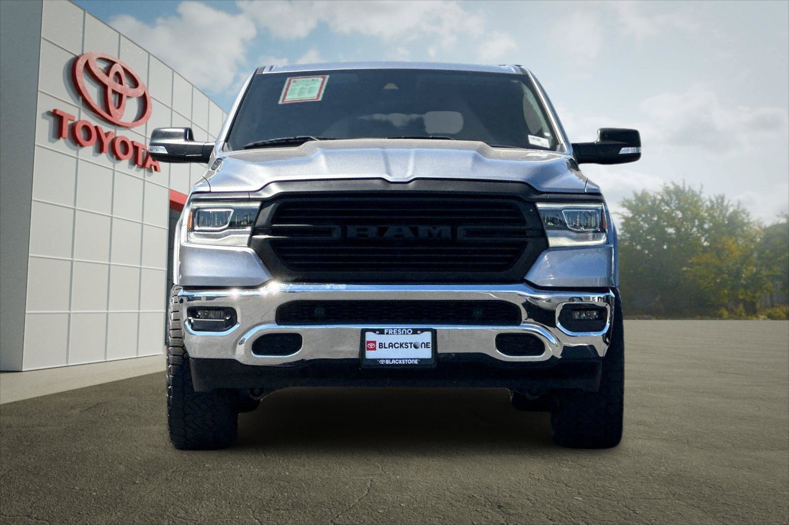 Used 2022 RAM 1500 Laramie AWD/4WD image 8
