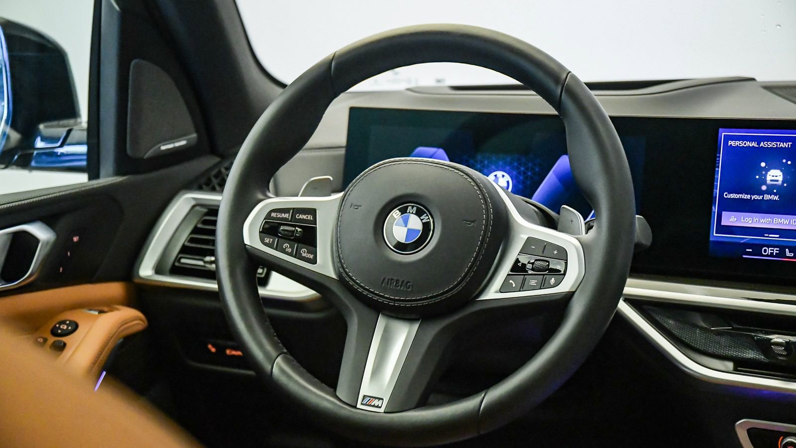 Certified 2025 BMW X5 xDrive40i w/ M Sport Package AWD/4WD image 13