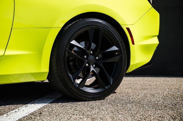 Used 2019 Chevrolet Camaro LT w/ 1LE Track Performance Package image 43