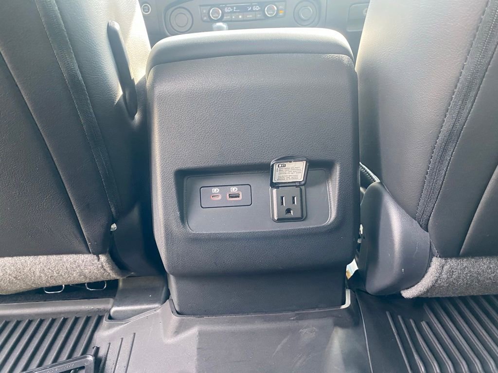 Used 2024 Nissan Frontier SL w/ Technology Package image 31