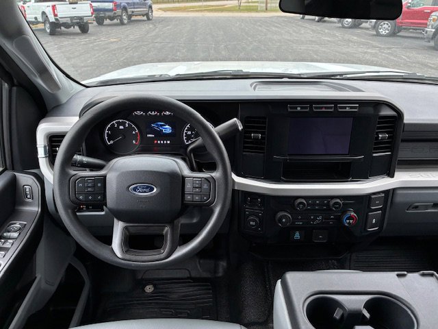 Used 2023 Ford F350 XL w/ Snow Plow Prep Package image 15