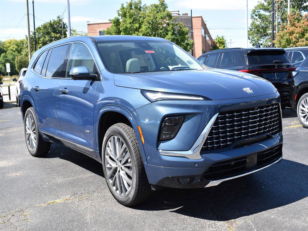 New 2026 Buick Enclave Avenir w/ Super Cruise Package image 3