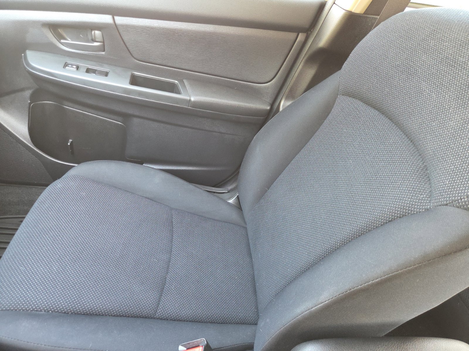 Used 2014 Subaru Impreza 2.0i AWD/4WD image 18