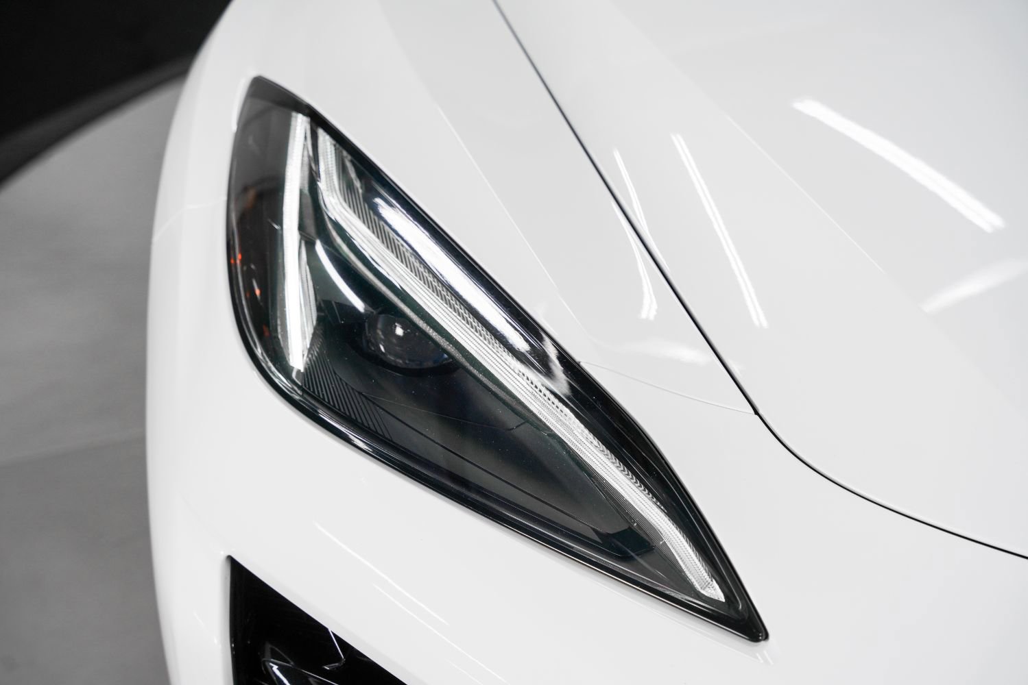 Used 2023 Chevrolet Corvette Z06 image 12