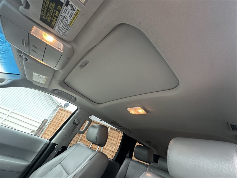Used 2015 Toyota Sequoia Limited AWD/4WD image 23