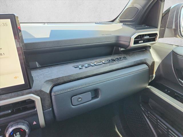 Certified 2025 Toyota Tacoma Limited AWD/4WD image 22