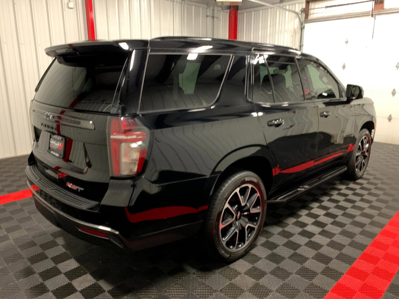 Used 2022 Chevrolet Tahoe RST w/ Luxury Package image 4