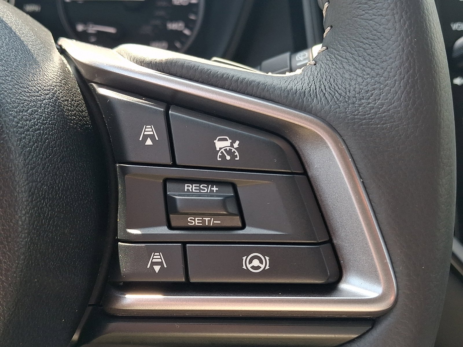 Certified 2026 Subaru Ascent Premium AWD/4WD image 21