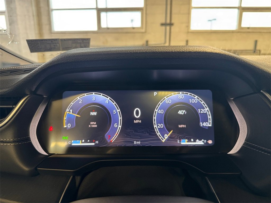 New 2025 Jeep Grand Cherokee Altitude image 16