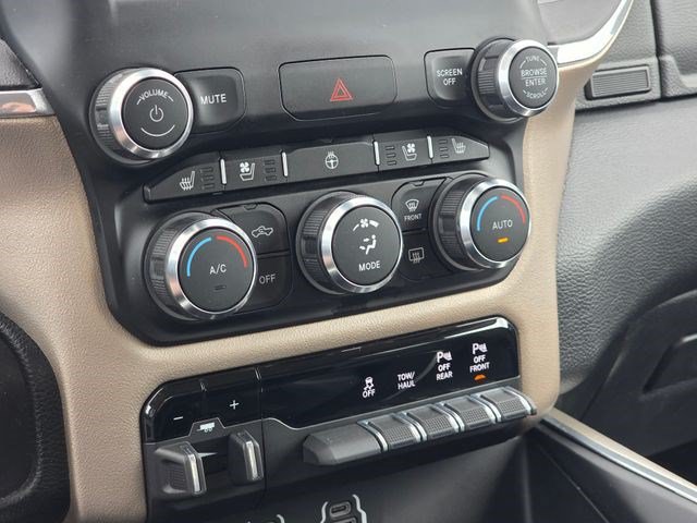 Used 2022 RAM 1500 Laramie AWD/4WD image 30