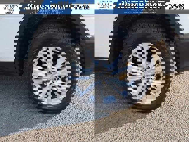 Used 2014 Toyota RAV4 Limited w/ Technology Package image 42