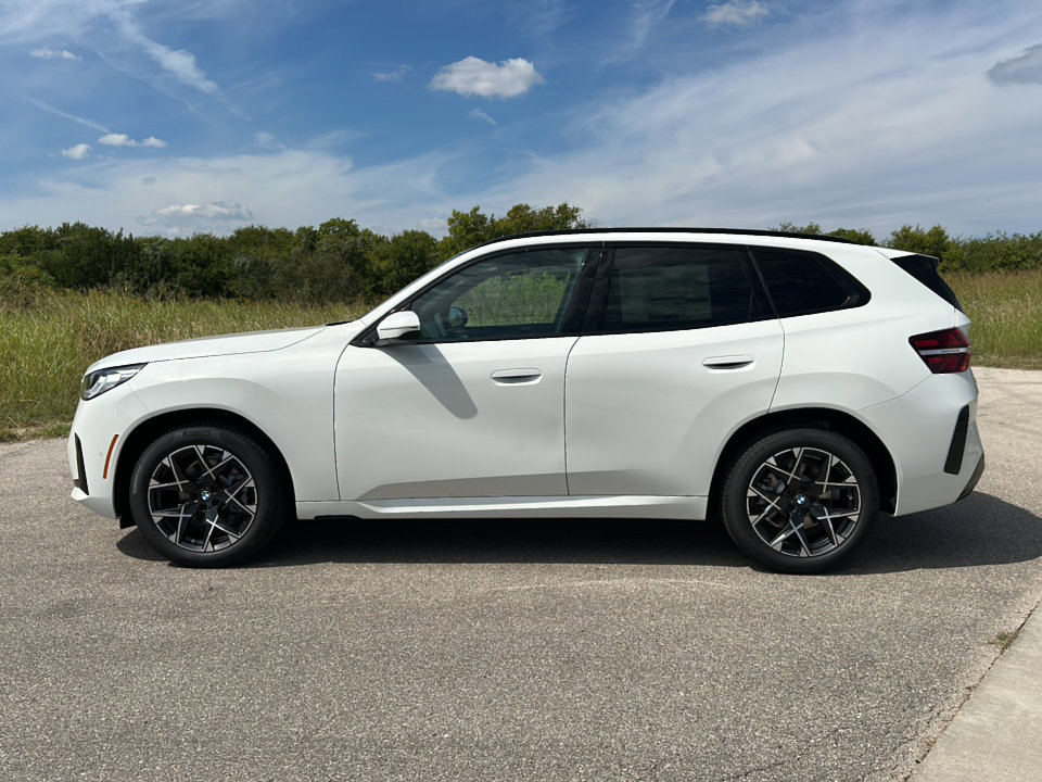 New 2026 BMW X3 xDrive30 w/ M Sport Package AWD/4WD image 5