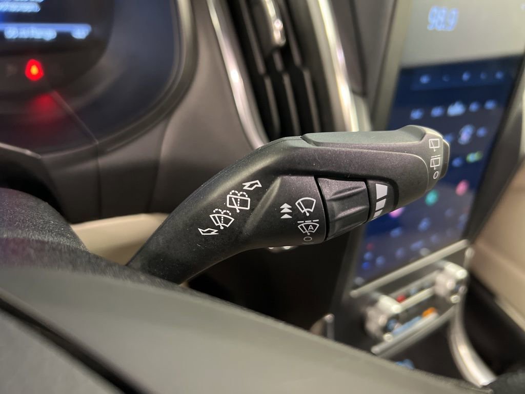 Certified 2024 Ford Edge Titanium AWD/4WD image 20