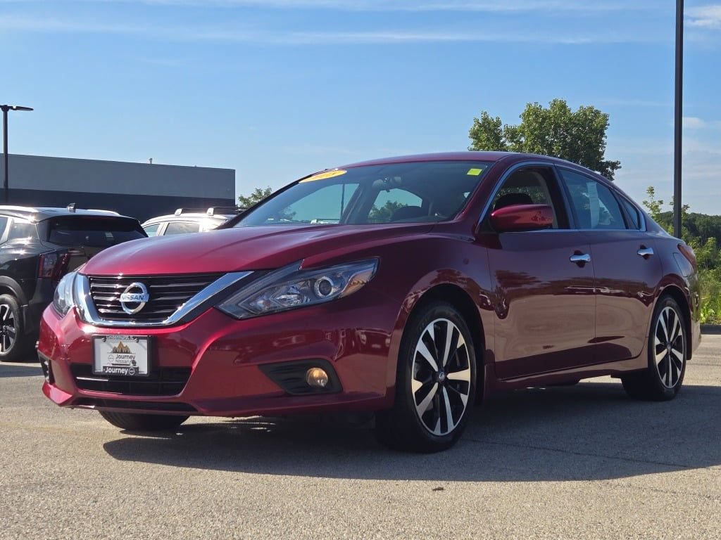 Used 2018 Nissan Altima 2.5 SR FWD image 4