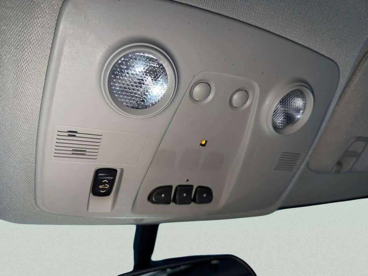 Used 2017 Chevrolet Traverse Premier image 24