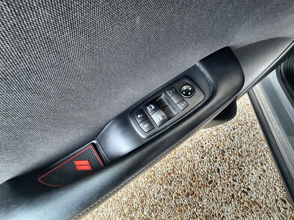 Used 2019 Dodge Challenger SXT w/ Blacktop Package image 21