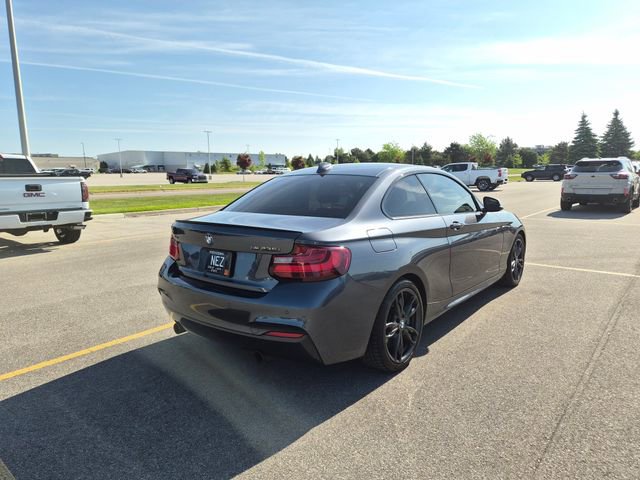 Used 2016 BMW M235i xDrive Coupe AWD/4WD image 5