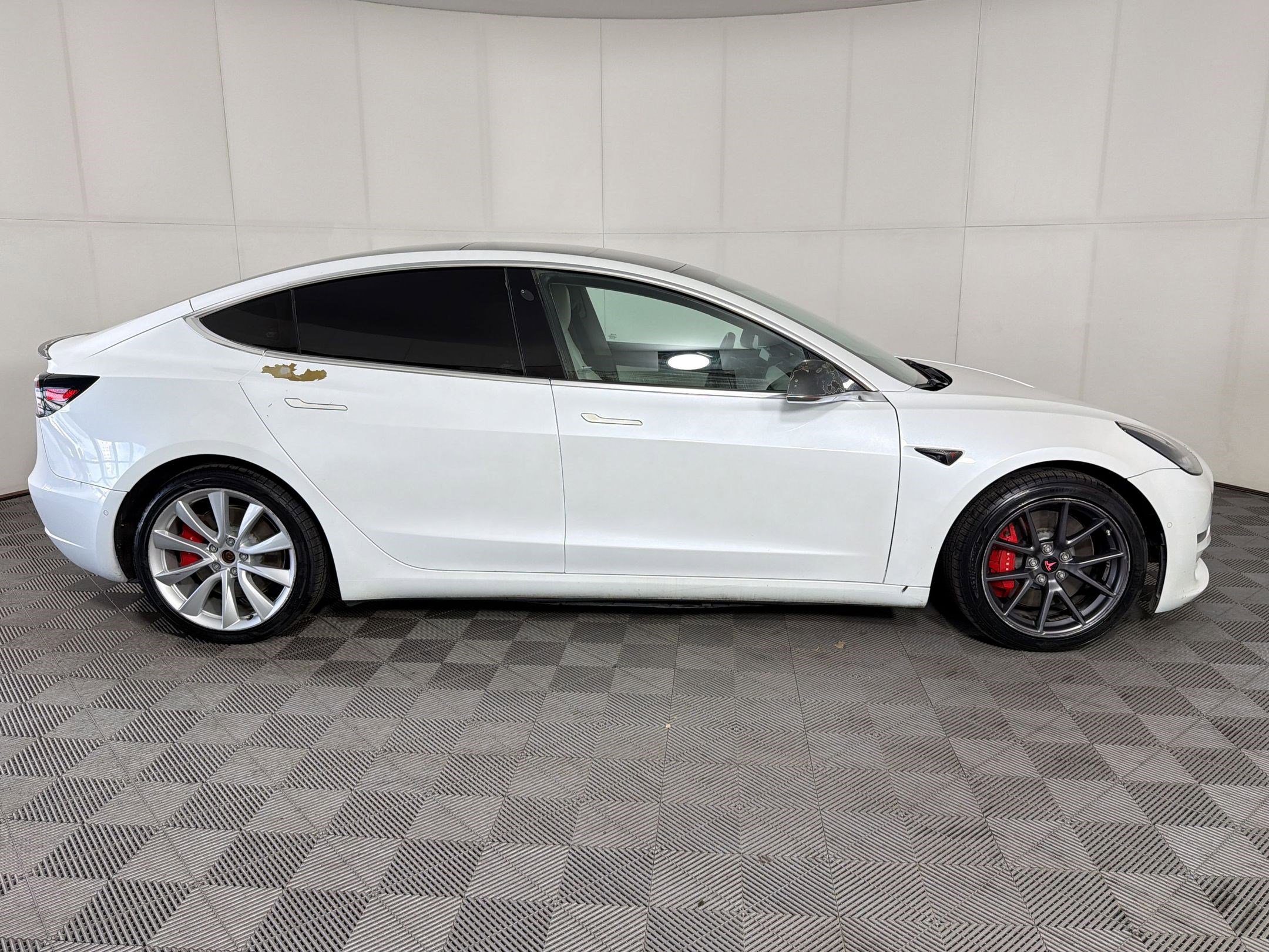 Used 2020 Tesla Model 3 Performance AWD/4WD image 8