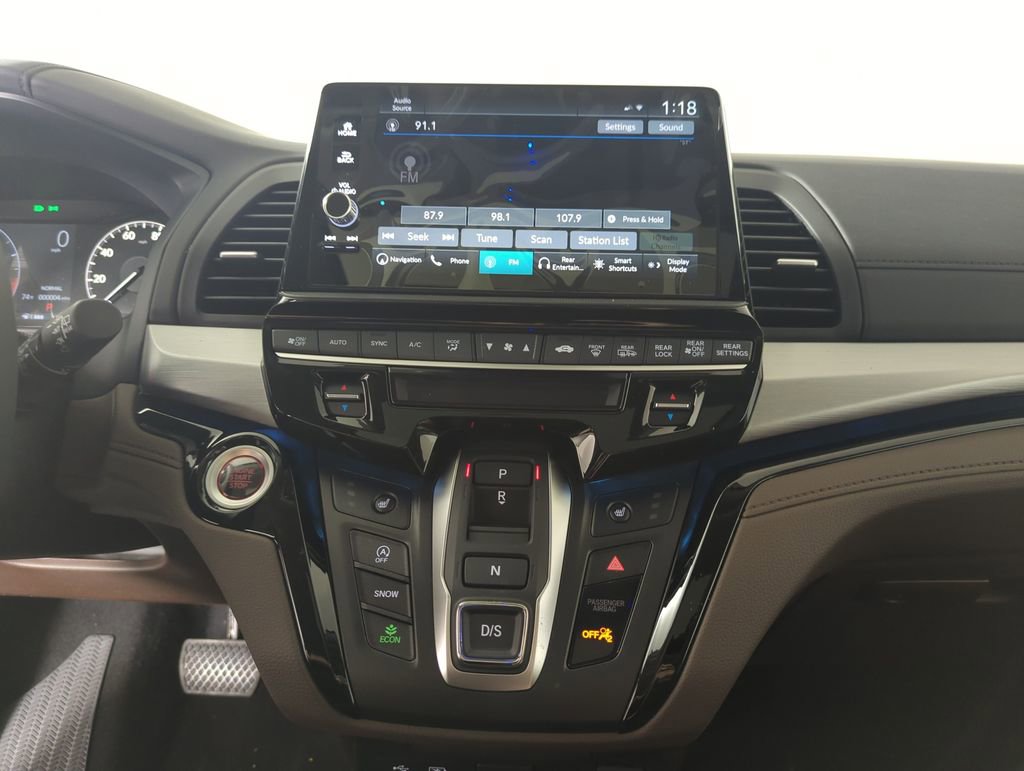 New 2026 Honda Odyssey Touring image 16