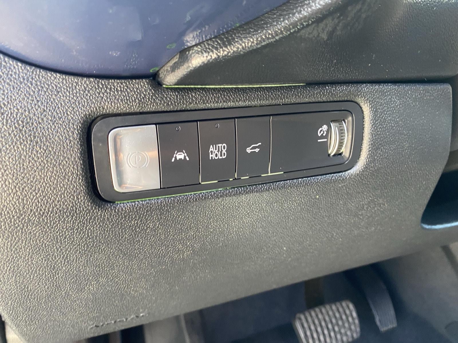 Certified 2024 Chevrolet Equinox EV LT AWD/4WD image 21