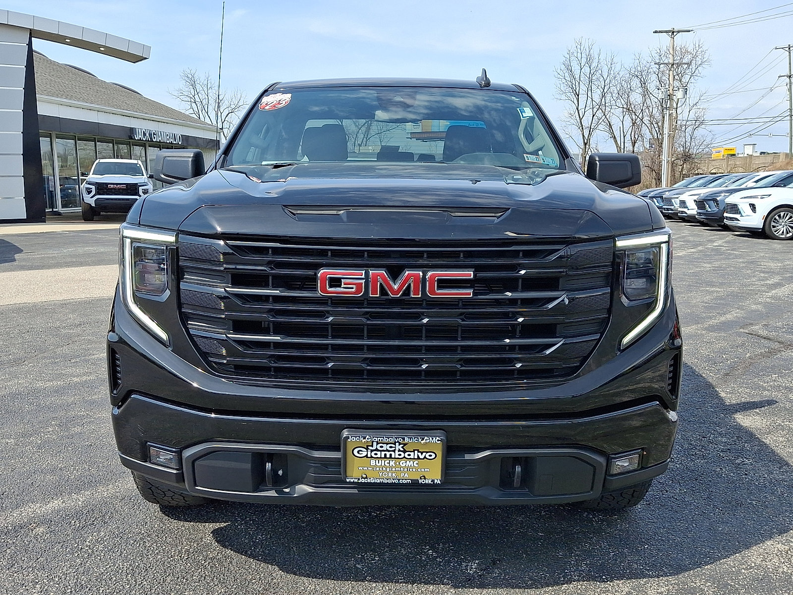 Used 2023 GMC Sierra 1500 Elevation w/ X31 Off-Road Package image 3