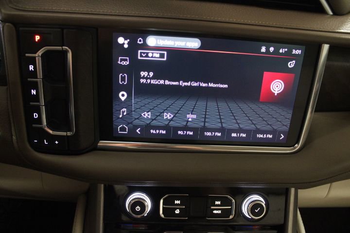 Used 2024 GMC Yukon XL Denali AWD/4WD image 50